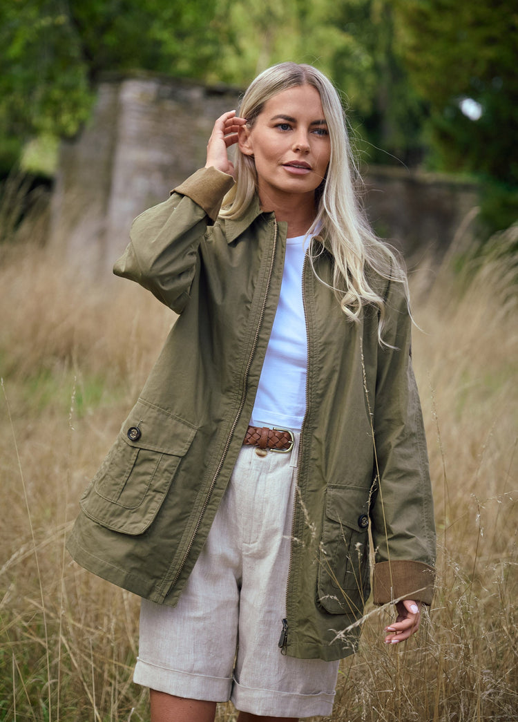 Delany Dames Waxkatoen Utility Jas - Dusky Green
