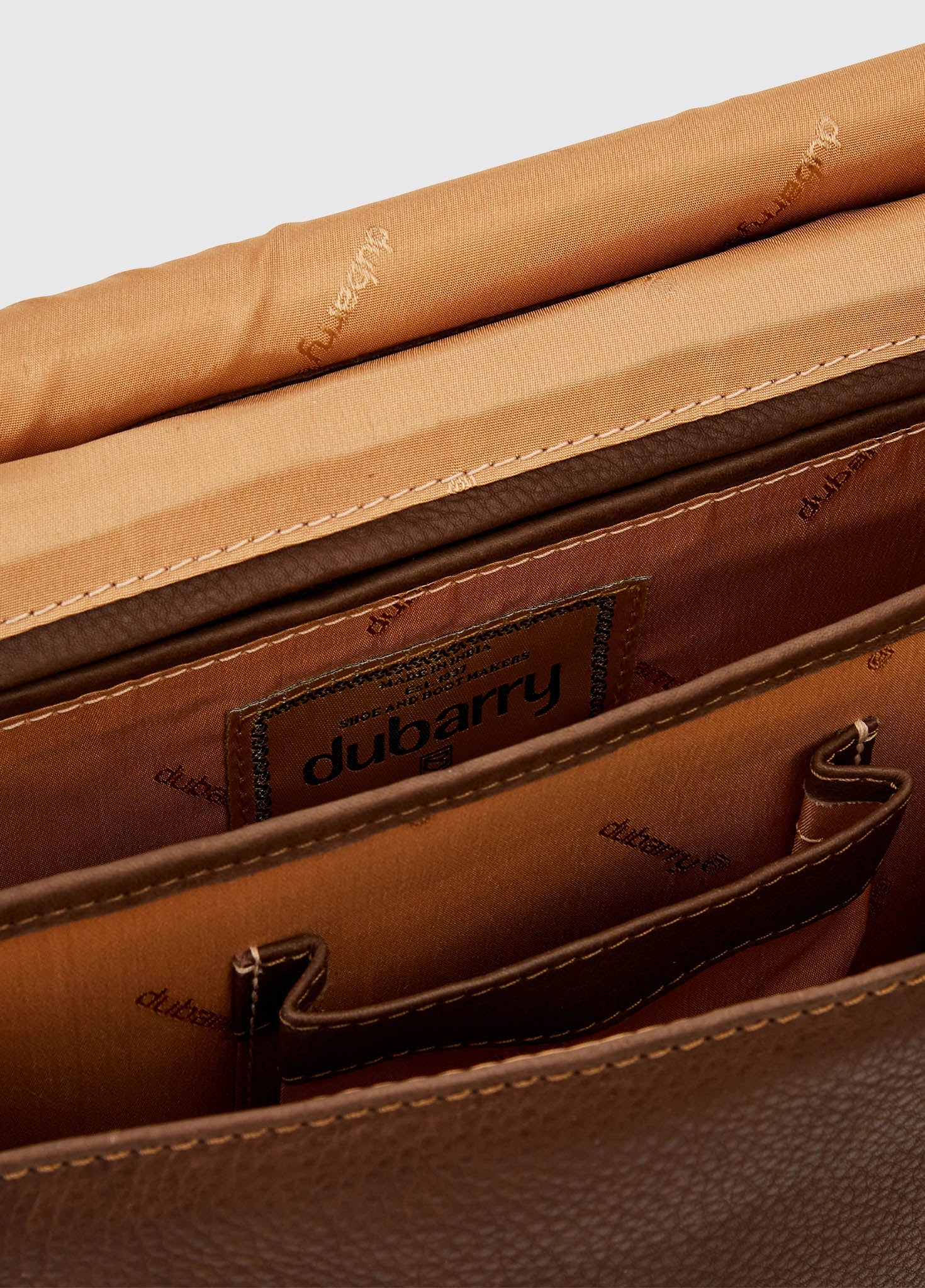 Balrickard Schoudertas - Walnut